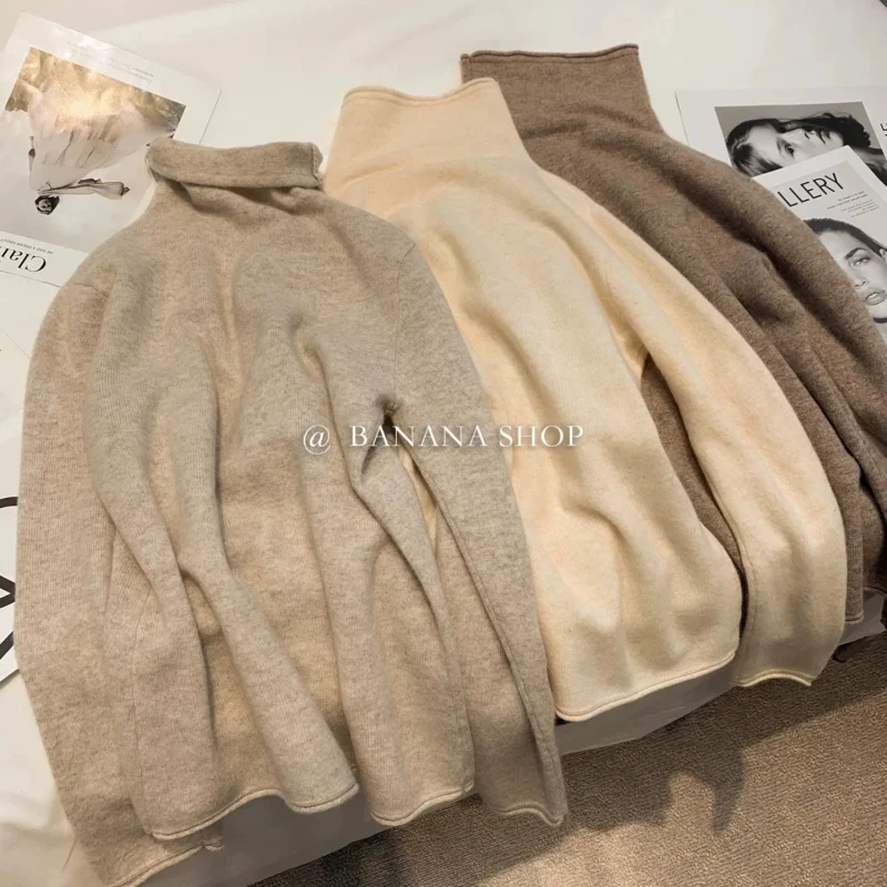 Slim Fit Women's 100% Pure Cashmere Turtleneck Sweater with Rolled Edge - Image 4