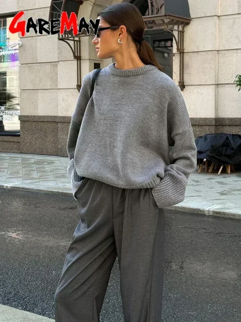 Oversized Women's O-Neck Knitted Pullover Sweater for Winter Warmth - Image 4