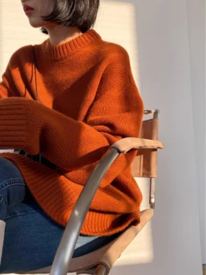 Luxury Oversized Women's 100% Pure Cashmere Crew Neck Sweater for Winter Warmth