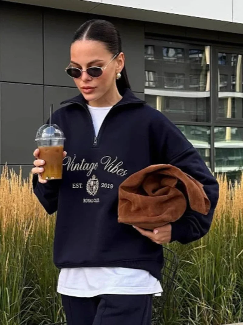 Vintage Embroidered Letter Pullover Women's Cotton-Blend Sweatshirt with Lapel Collar