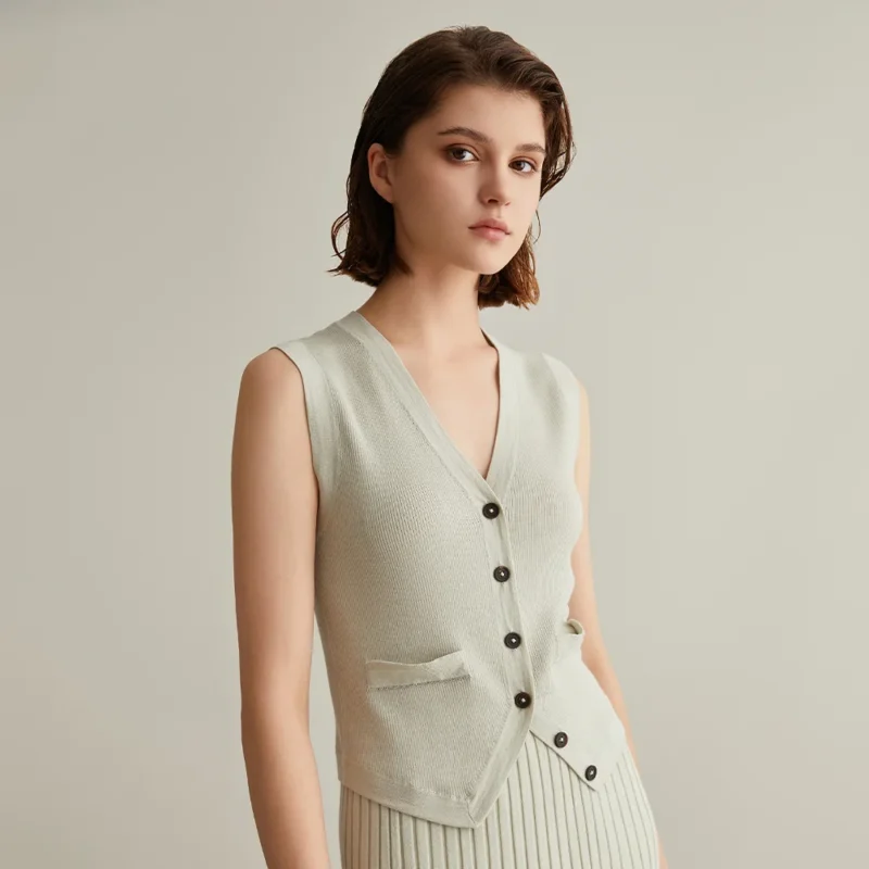 Elegant V-Neck Women's Wool-Silk Summer Cardigan Vest for Casual Style - Image 4