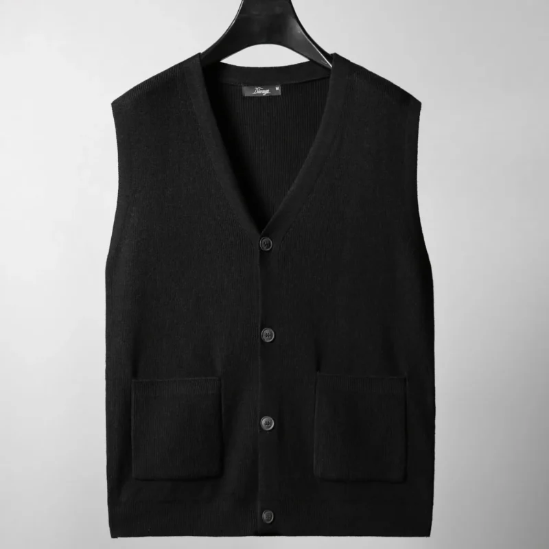 Classic V-Neck Men's Oversized Knitted Cardigan Vest for Winter Comfort - Image 5