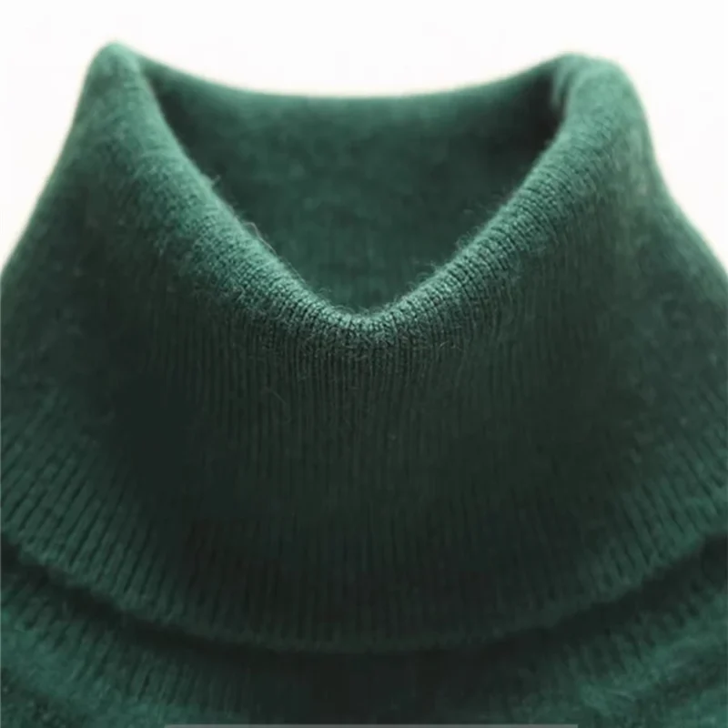 Classic Men's Cashmere Cotton Turtleneck Sweater for Premium Warmth - Image 3