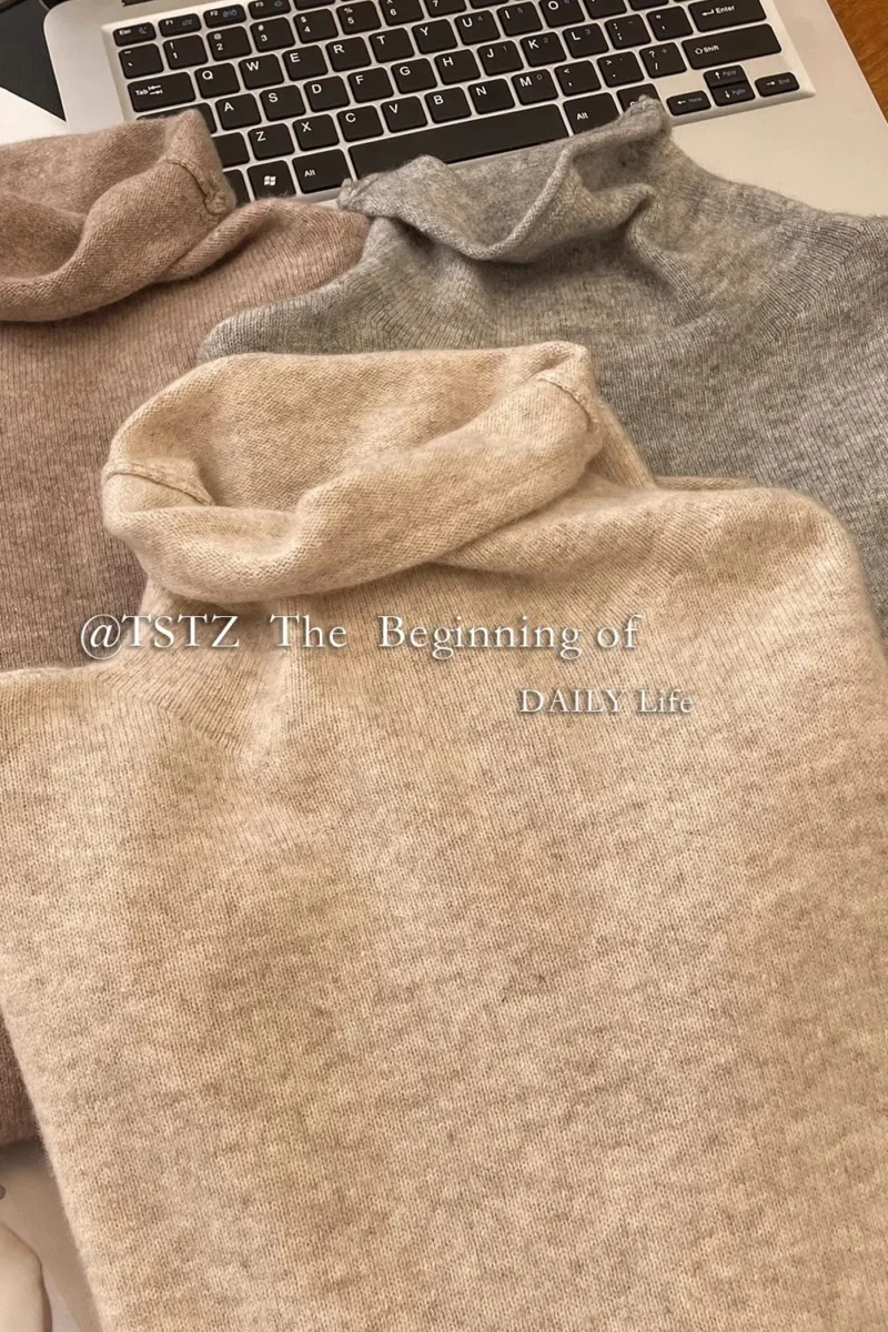 Slim Fit Women's 100% Pure Cashmere Turtleneck Sweater with Rolled Edge - Image 6