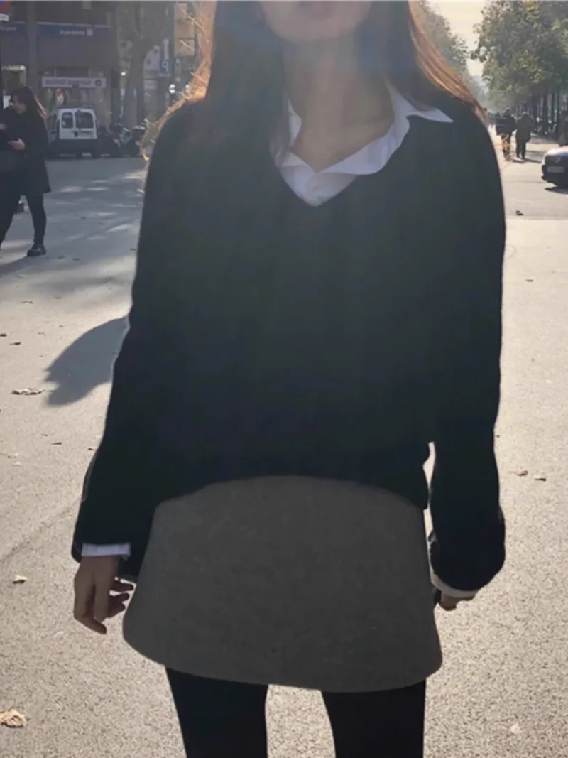 Luxury V-Neck Women's 100% Pure Cashmere Pullover Sweater for All Seasons - Image 3
