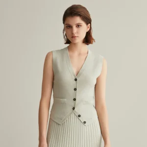 Elegant V-Neck Women's Wool-Silk Summer Cardigan Vest for Casual Style