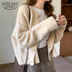 Cozy Loose-Fit Women's Wool Cardigan Sweater with O-Neck Design