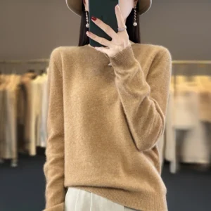 Classic Women's 100% Merino Wool Crewneck Pullover Sweater With Natural Softness