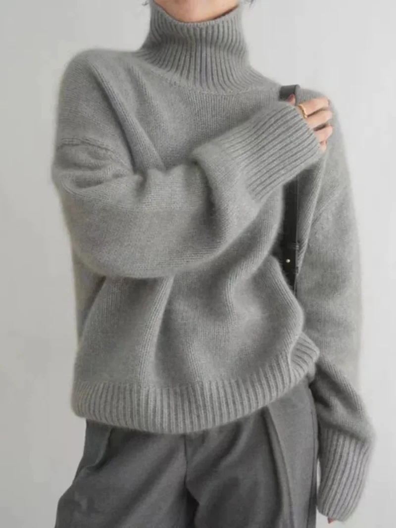 Luxurious Oversized Women's 100% Pure Cashmere Turtleneck Sweater for Winter Warmth - Image 3