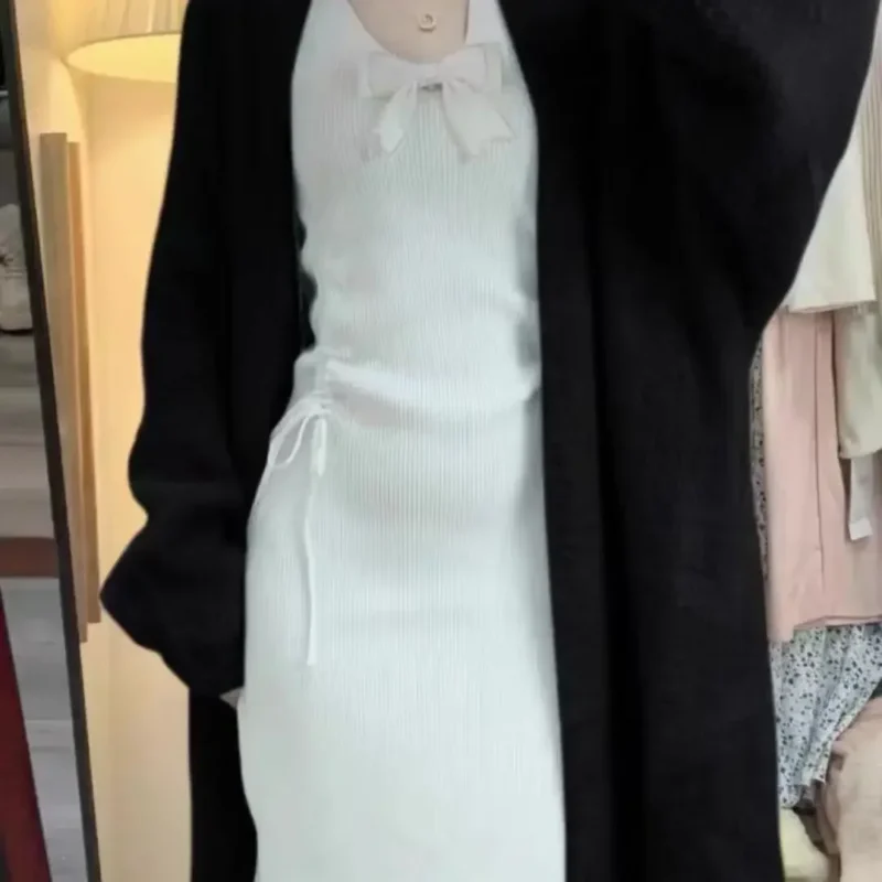 Luxurious Oversized Women's Thick Knit Cardigan for Winter Comfort - Image 17