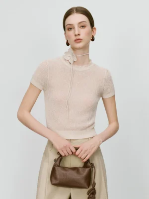Elegant O-Neck Women's Blended Knit Short-Sleeve Sweater Top for Office