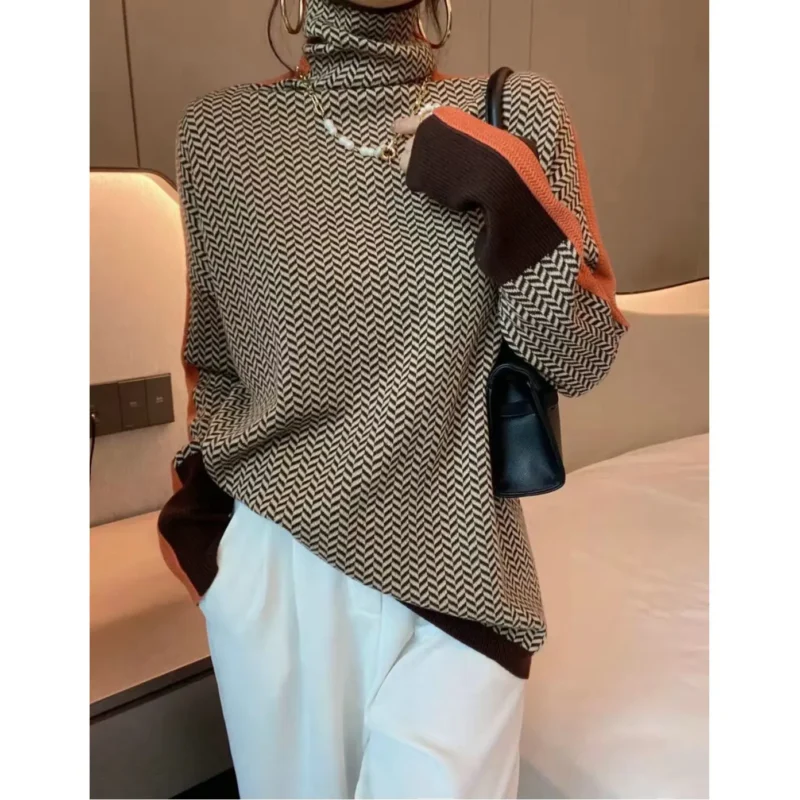 Luxury Women's Turtleneck Cashmere Blend Sweater for Fall and Winter - Image 6