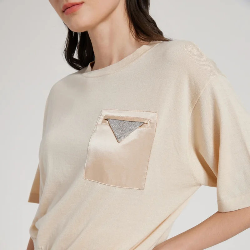 Elegant Women's Wool-Silk Blend Short Sleeve Pullover Sweater with Zipper Detail - Image 2